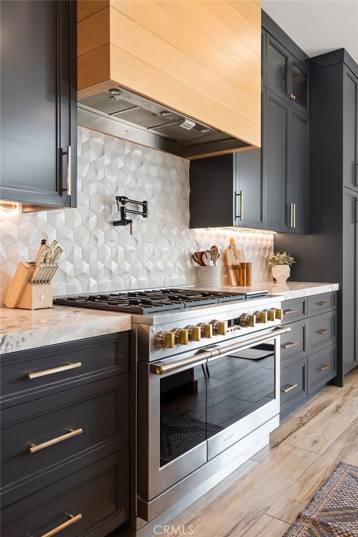 837 S Canyon Mist Lane