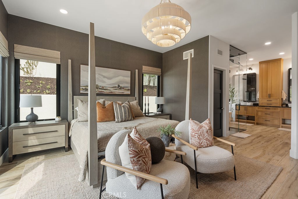 837 S Canyon Mist Lane