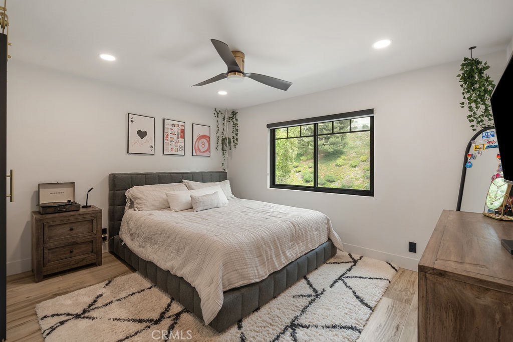 837 S Canyon Mist Lane