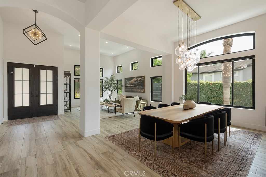 837 S Canyon Mist Lane