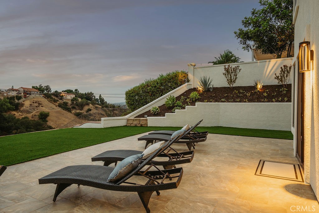 837 S Canyon Mist Lane