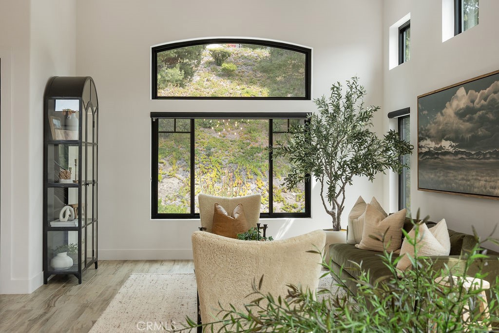 837 S Canyon Mist Lane