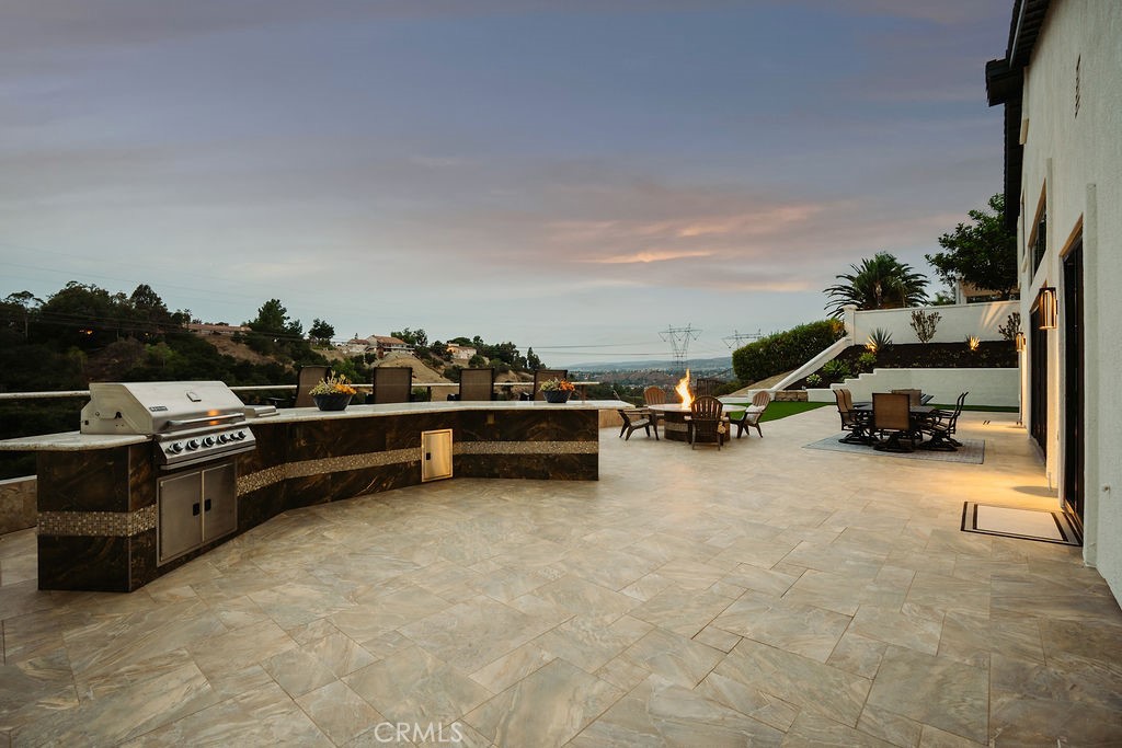 837 S Canyon Mist Lane