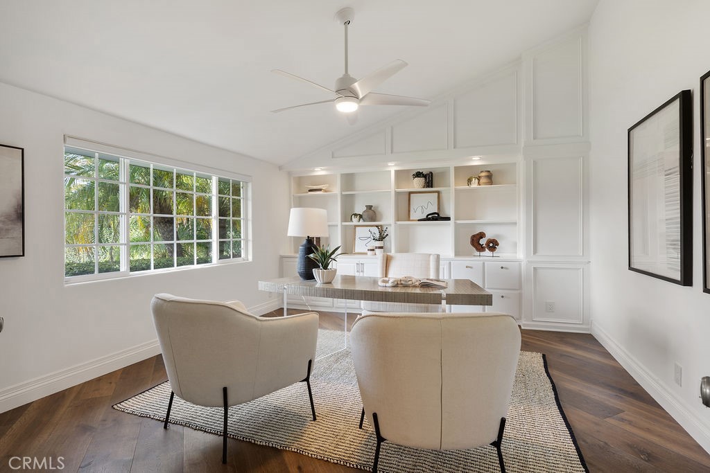 10262 Old Lamplighter Lane