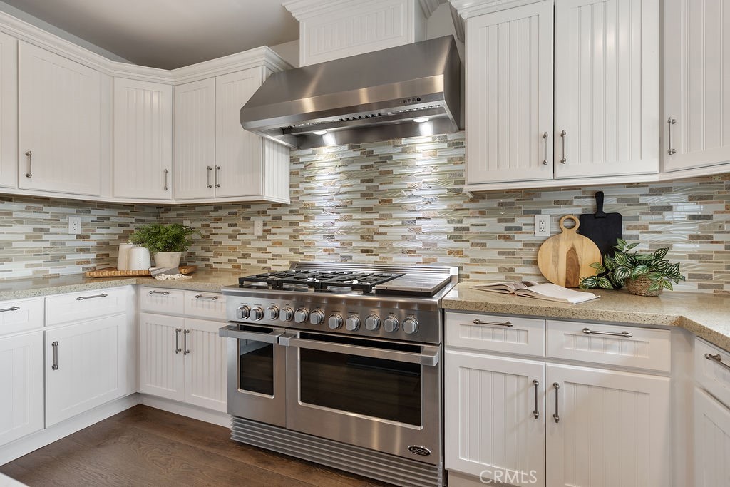 10262 Old Lamplighter Lane