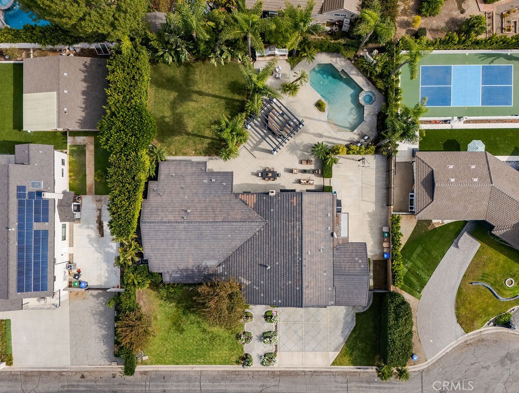 10262 Old Lamplighter Lane