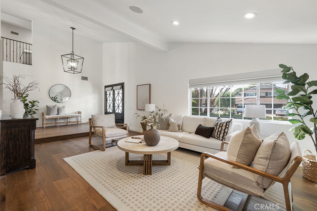 10262 Old Lamplighter Lane