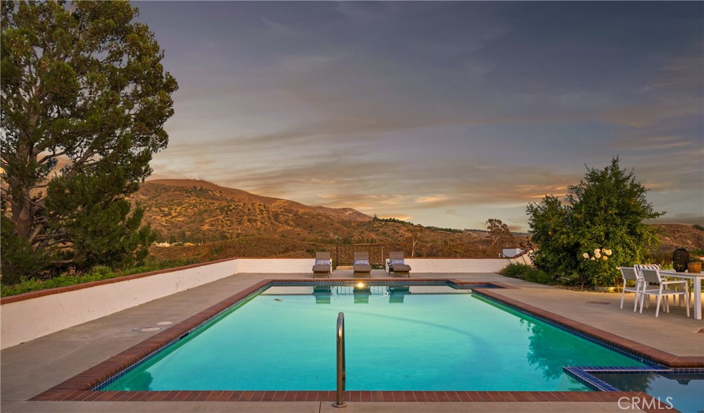 10181 Overhill Drive