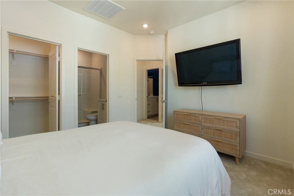 1562 Topeka Ave 1