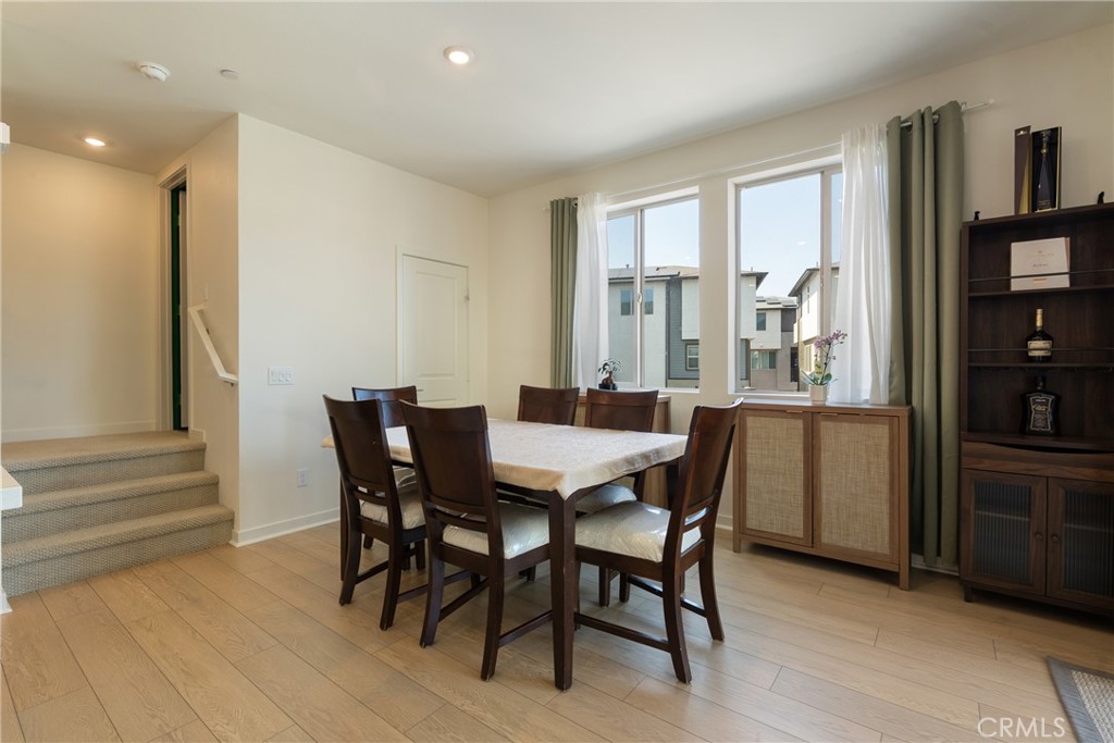 1562 Topeka Ave 1