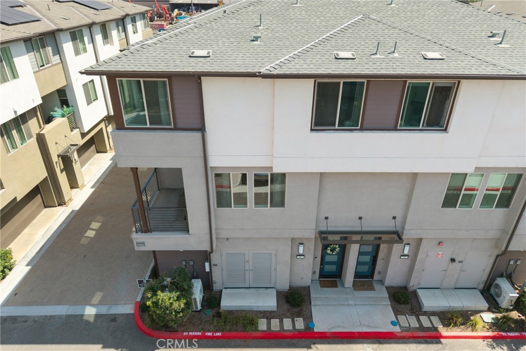 1562 Topeka Ave 1