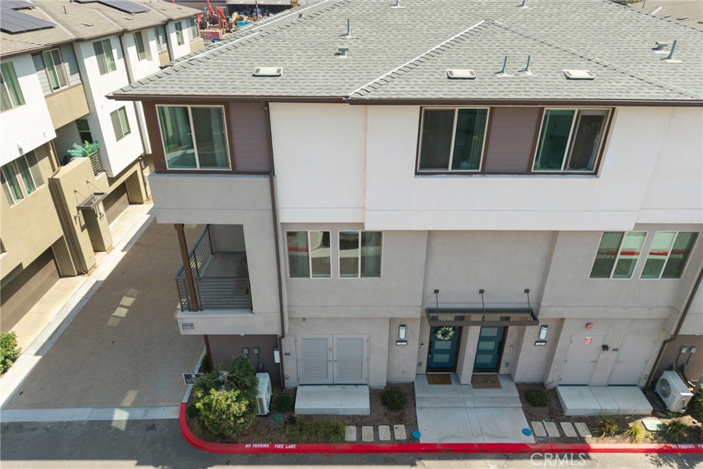 1562 Topeka Ave 1
