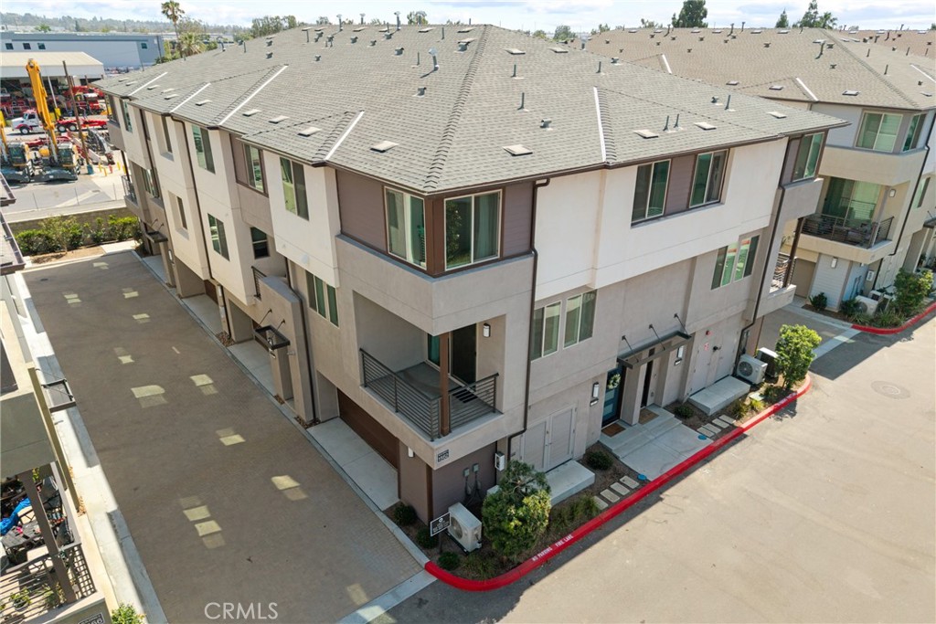 1562 Topeka Ave 1