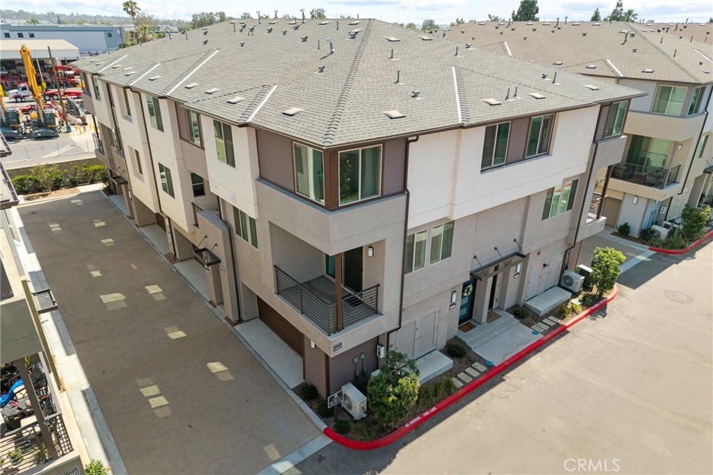 1562 Topeka Ave 1