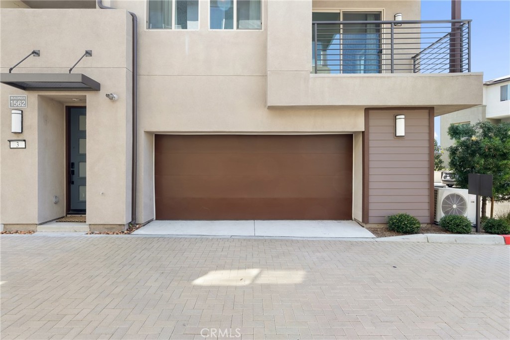 1562 Topeka Ave 1