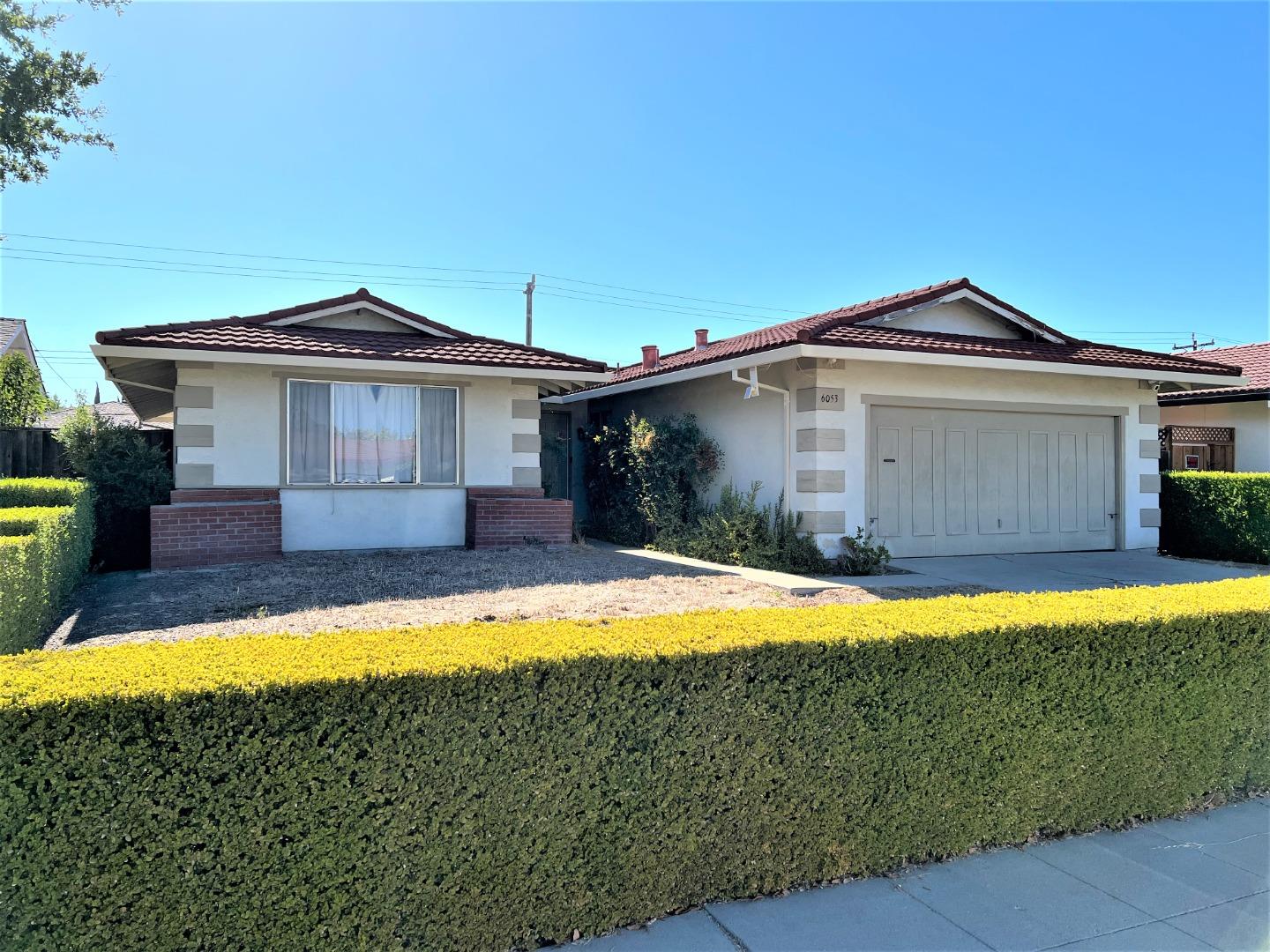 6053 Chesbro Avenue