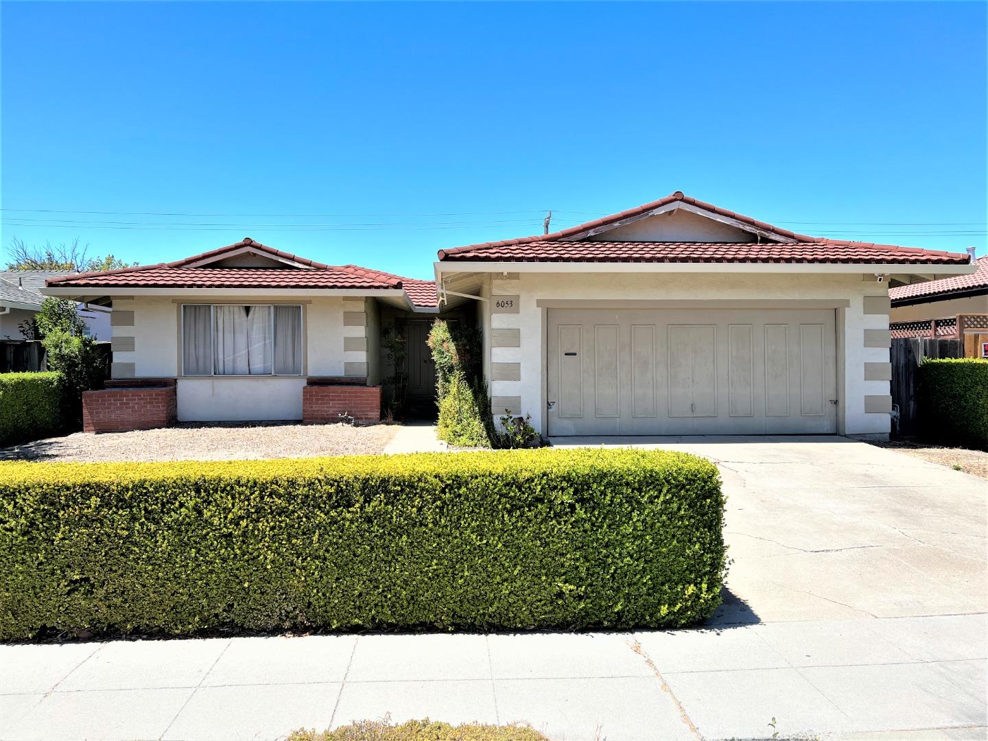 6053 Chesbro Avenue