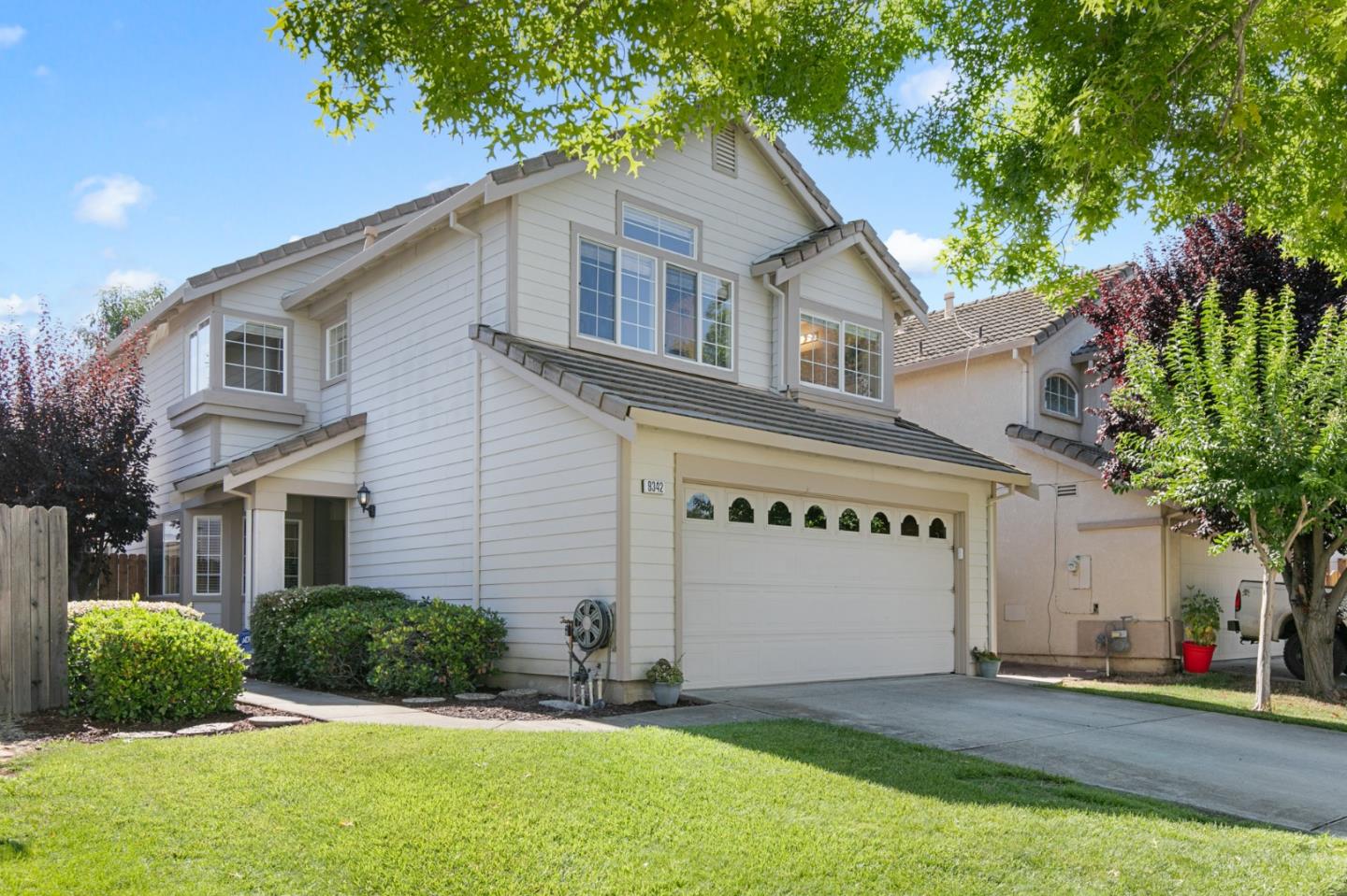9342 Lariat Drive