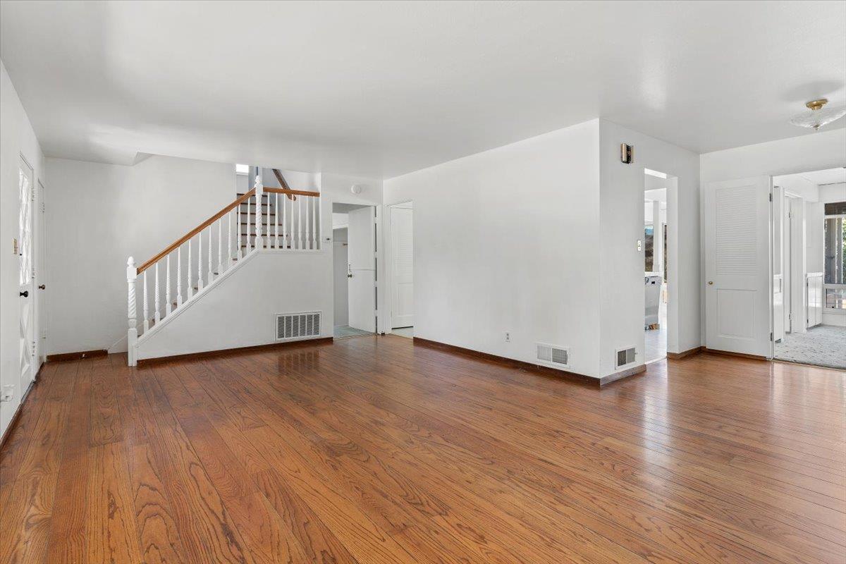3293 Todd Way