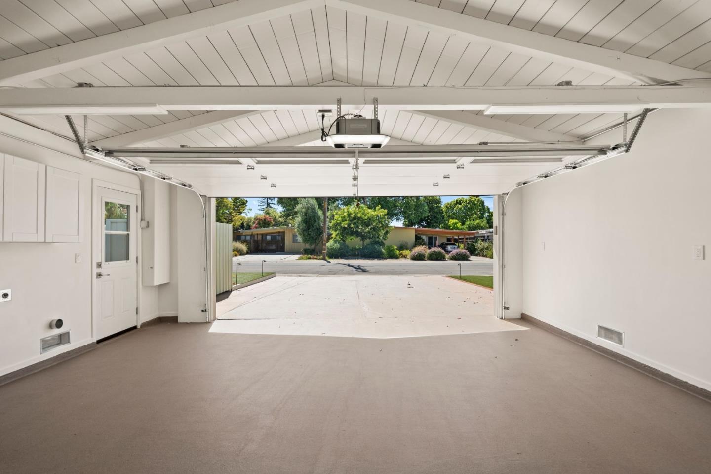 820 Goodwin AVE