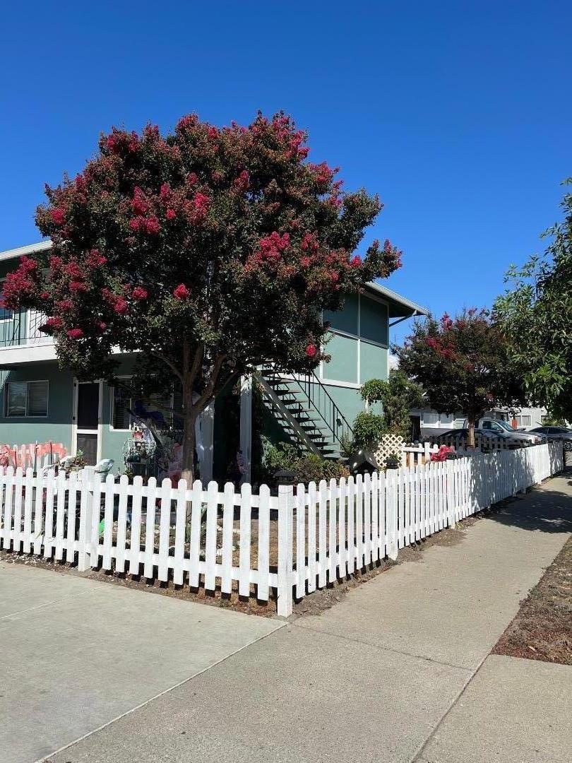 203 Wilton Drive