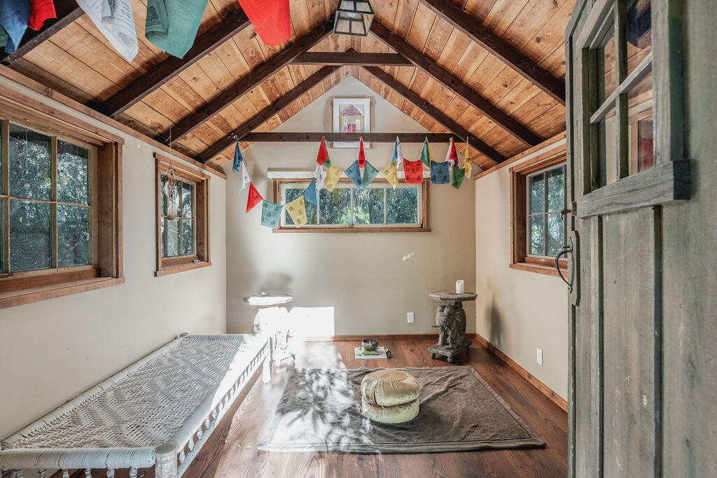 0000 Undisclosed Address Road