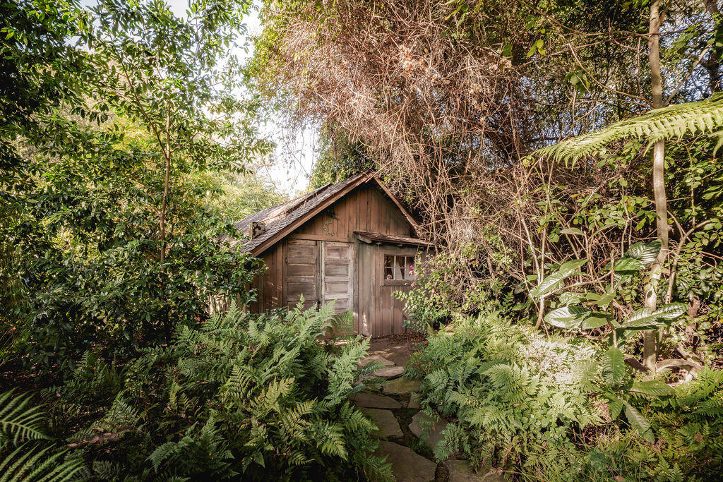 0000 Undisclosed Address Road