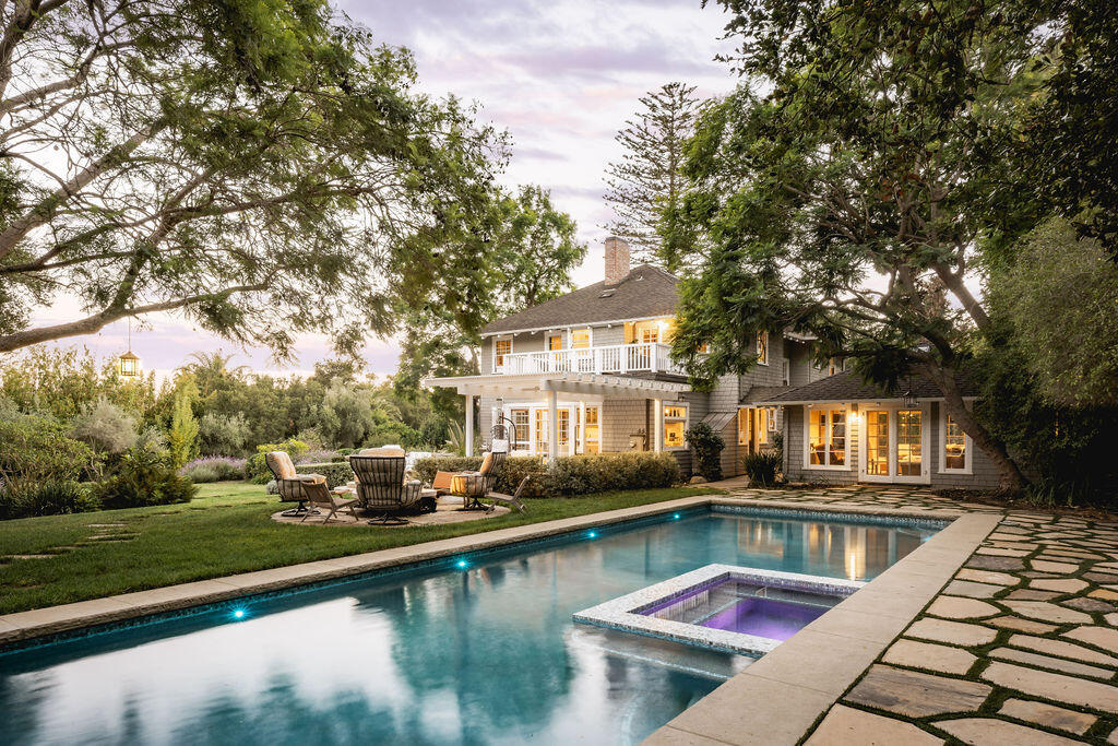 0000 Undisclosed Address Road