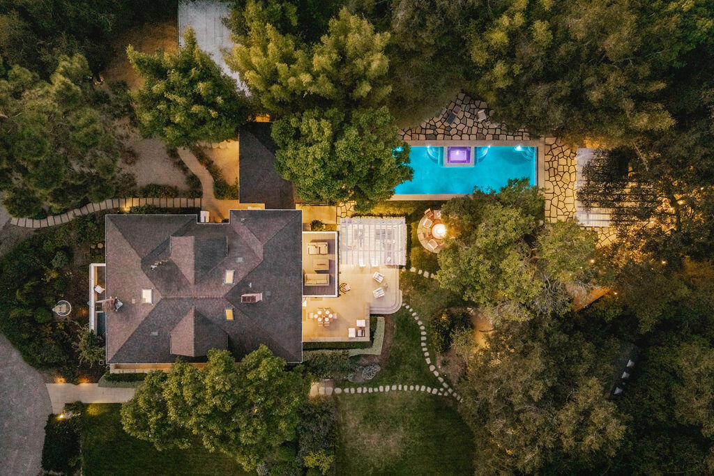 0000 Undisclosed Address Road