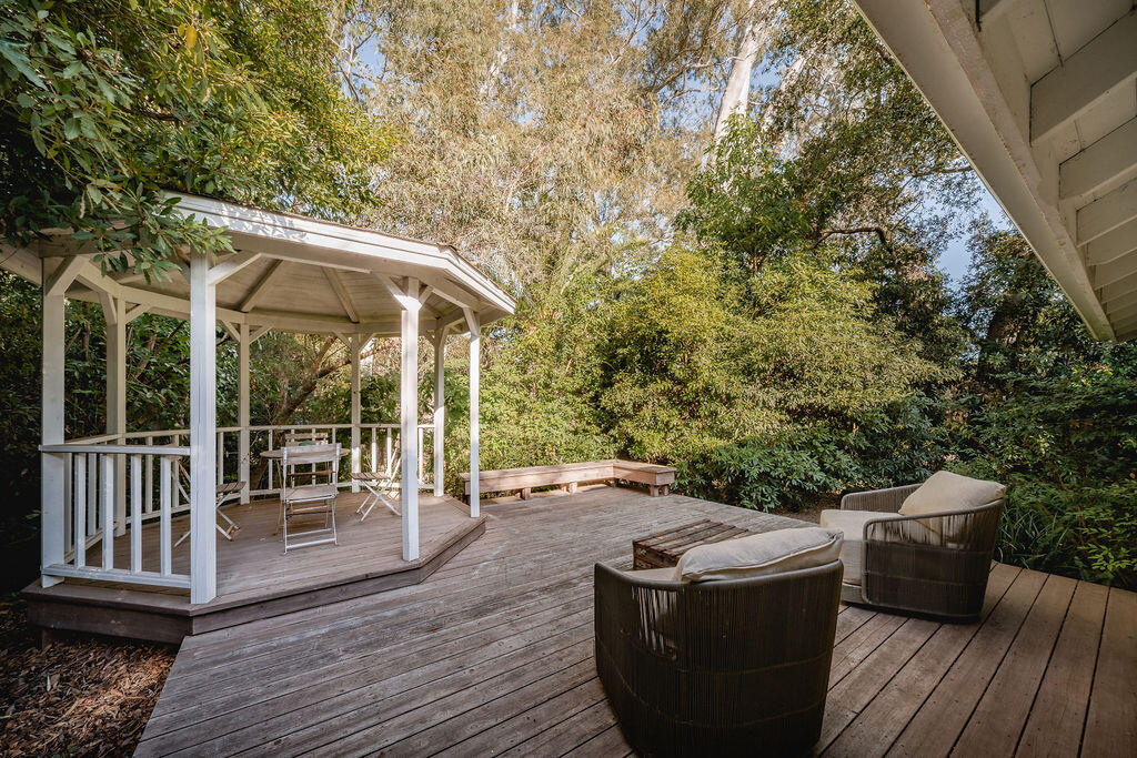 0000 Undisclosed Address Road