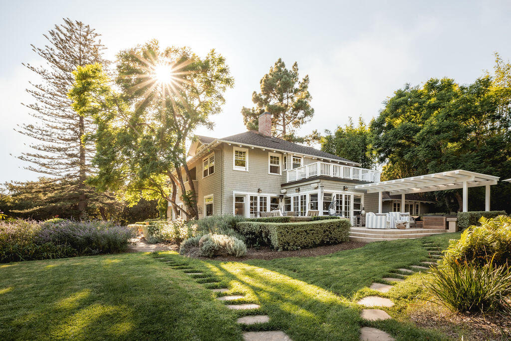 0000 Undisclosed Address Road