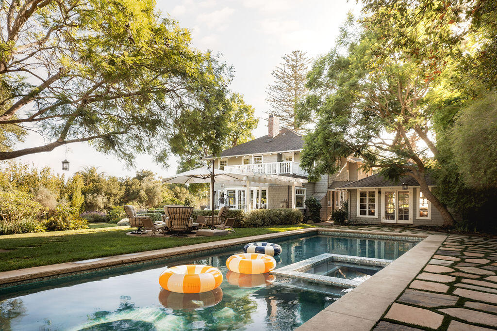 0000 Undisclosed Address Road