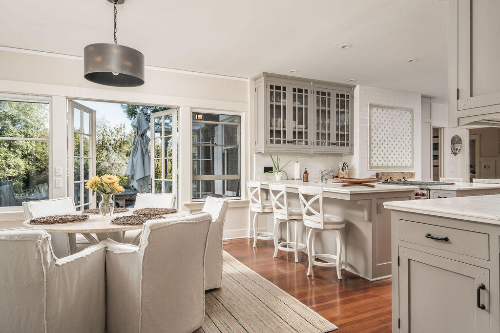 0000 Undisclosed Address Road