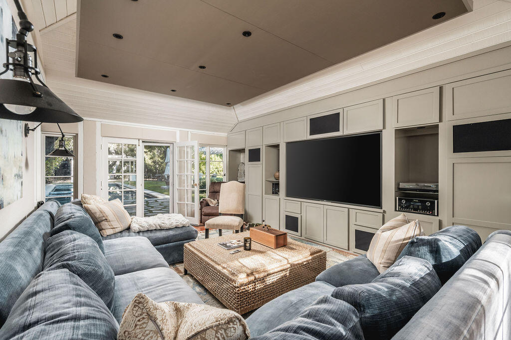 0000 Undisclosed Address Road