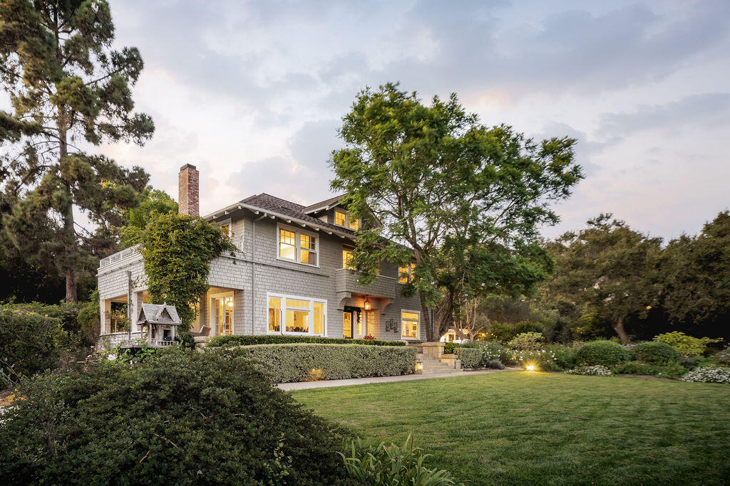 0000 Undisclosed Address Road