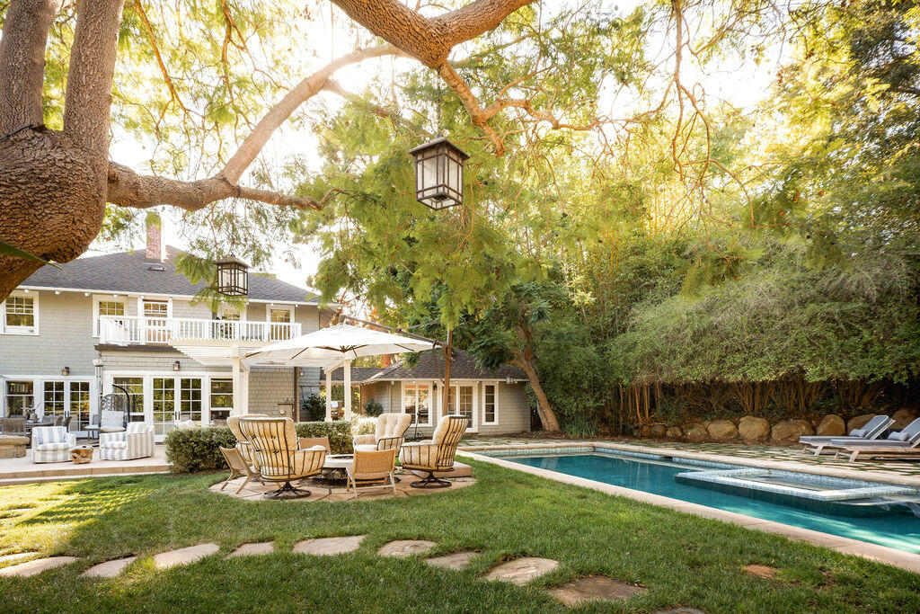 0000 Undisclosed Address Road