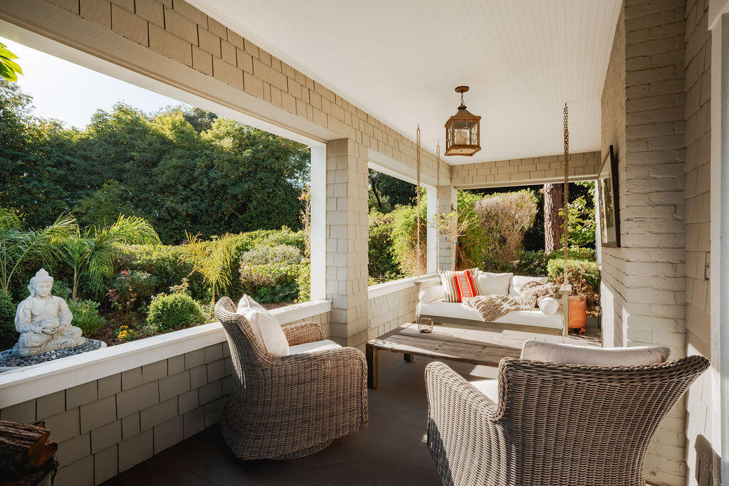 0000 Undisclosed Address Road