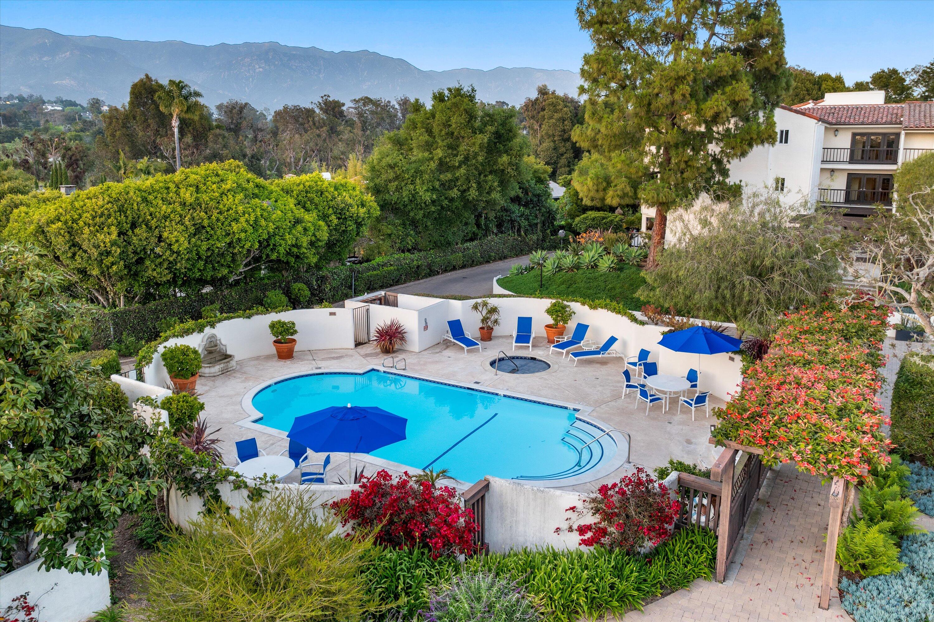 1002 Fairway Road