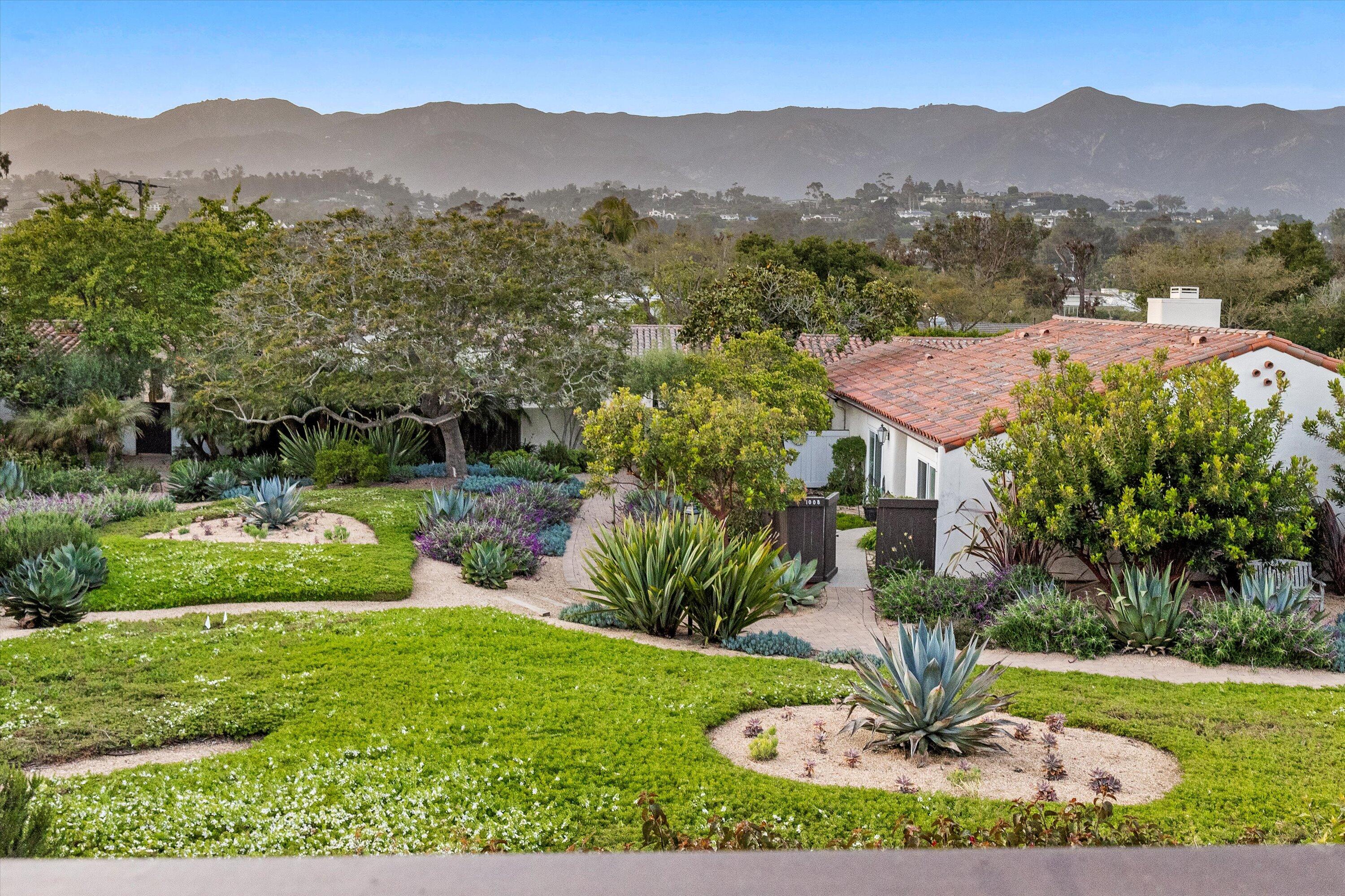 1002 Fairway Road