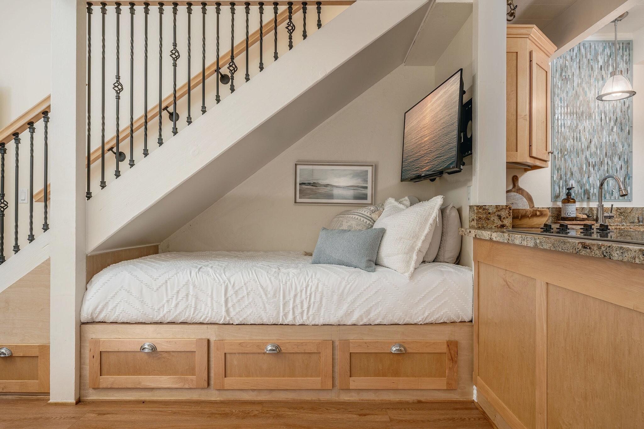 231 Linden Avenue 18