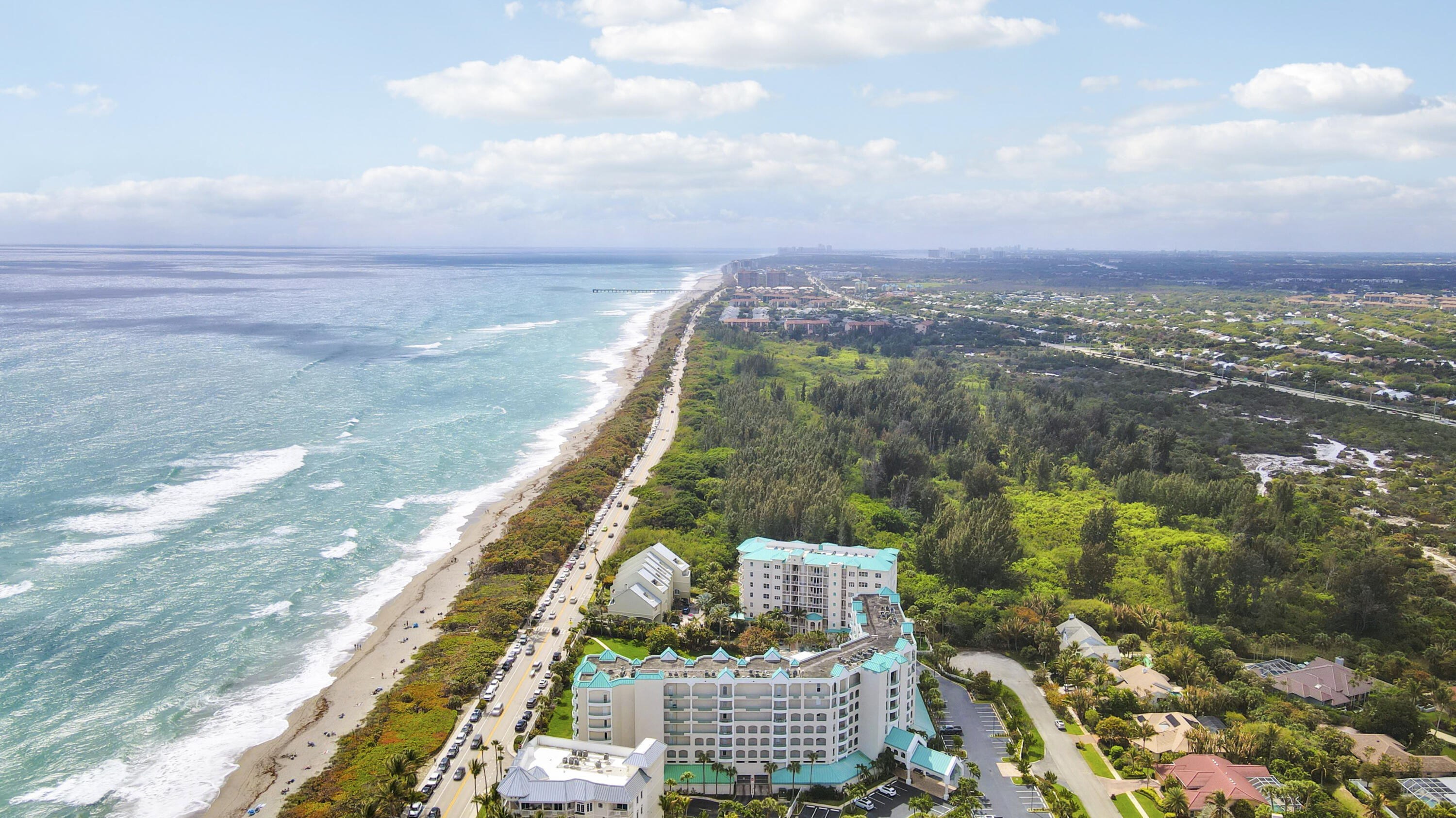 2000 S Highway A1a Highway N104