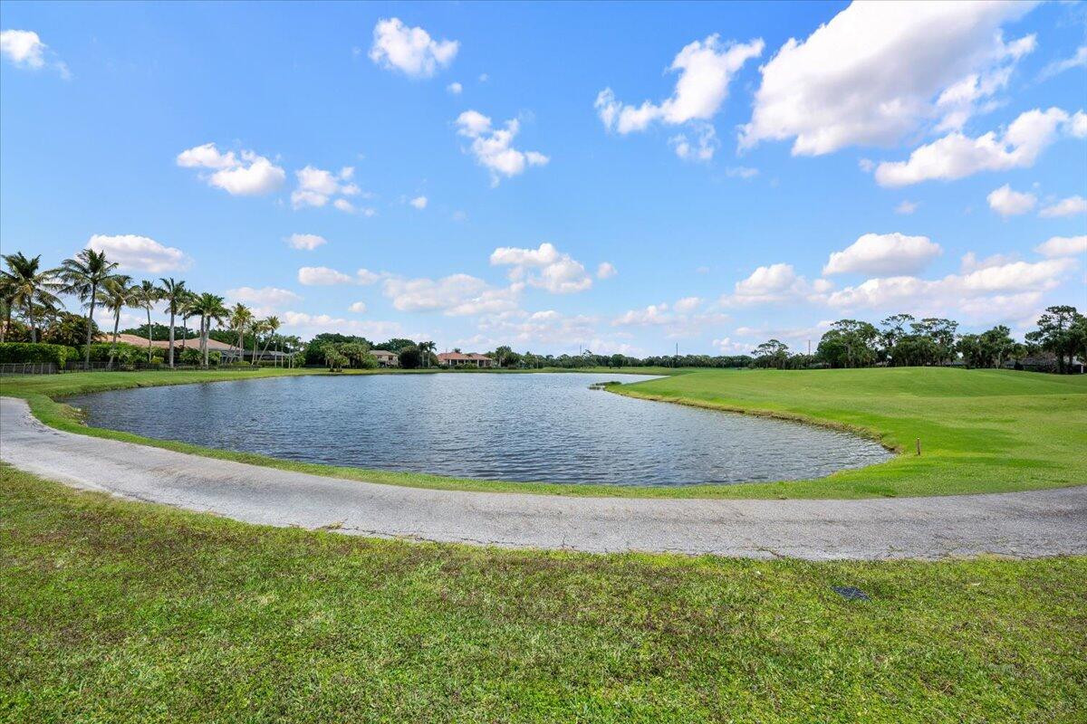 7676 Ironhorse Boulevard