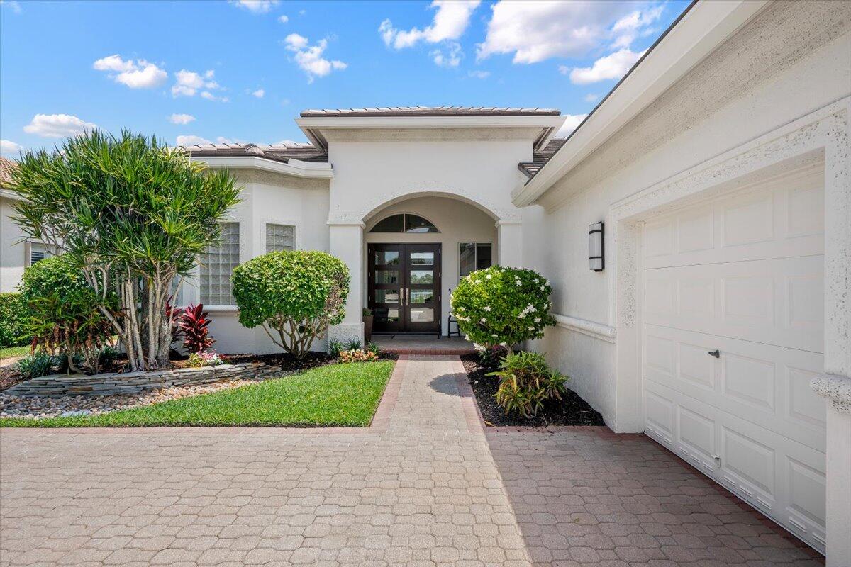 7676 Ironhorse Boulevard