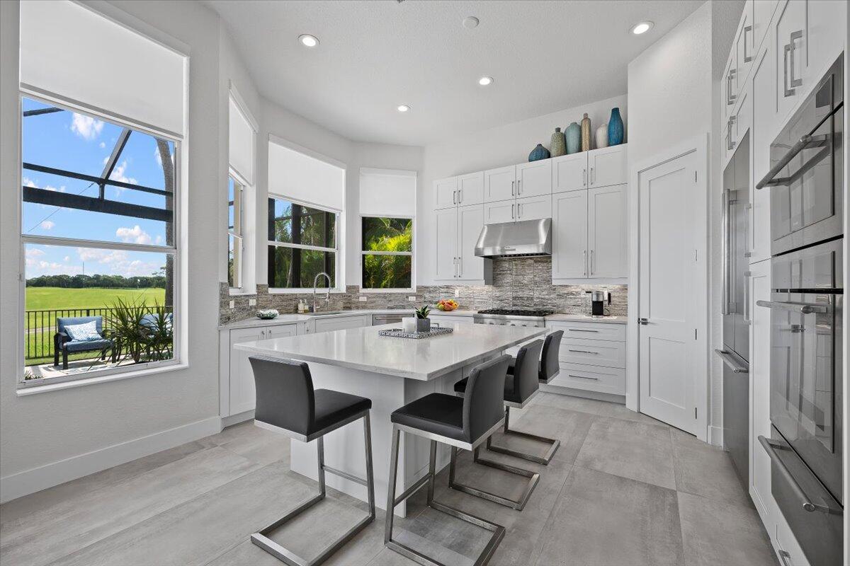 7676 Ironhorse Boulevard
