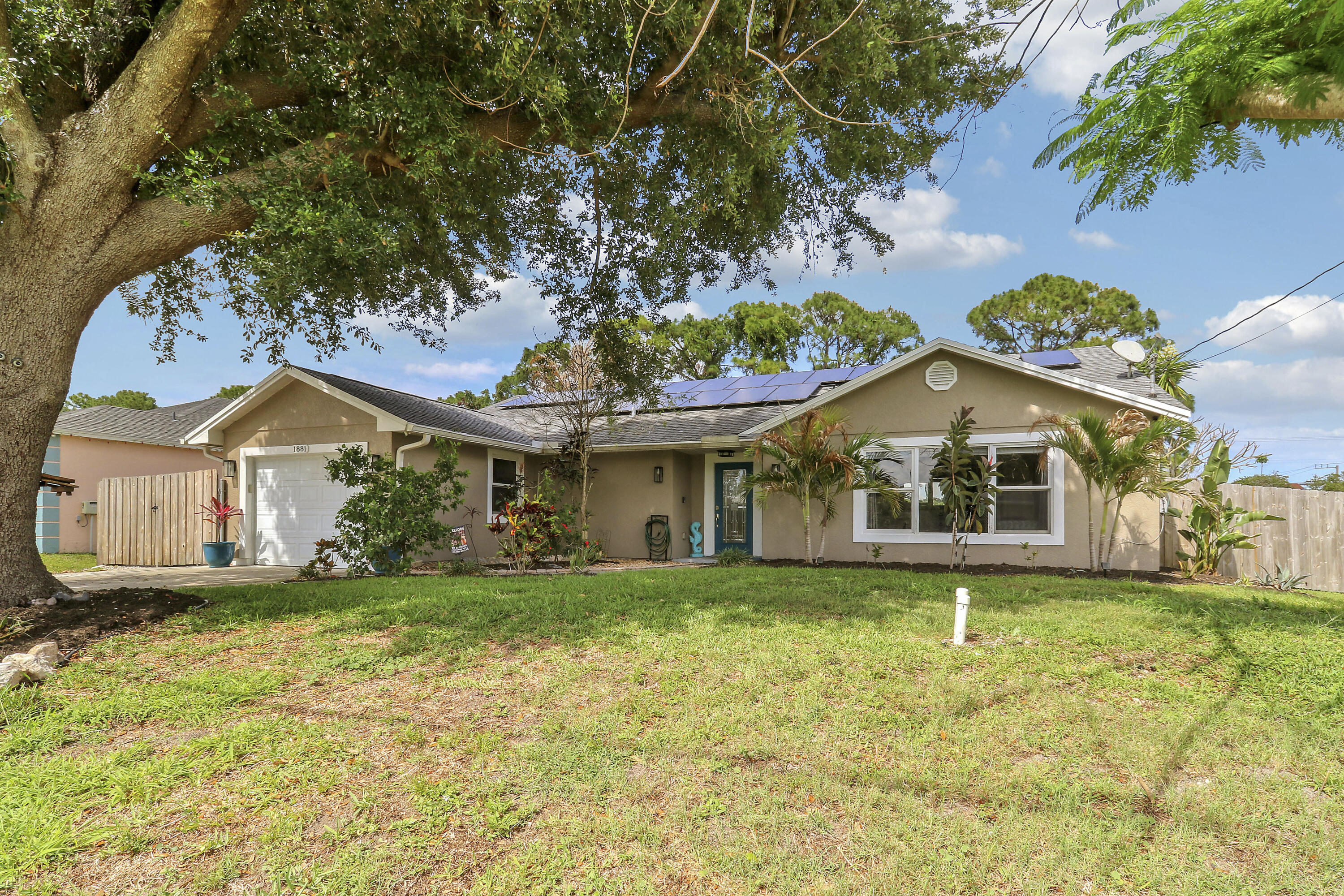 1881 SW Taurus Lane, Port St. Lucie