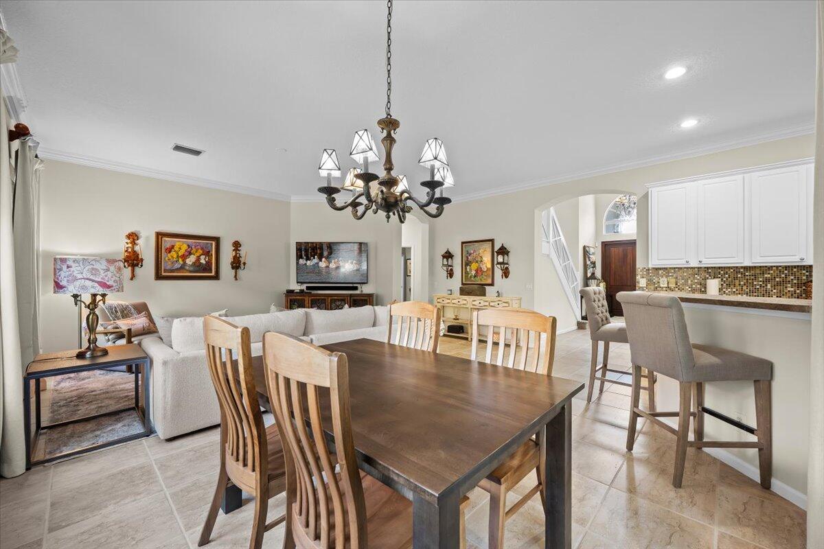 464 Oriole Lane