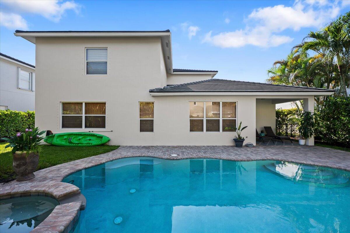 464 Oriole Lane