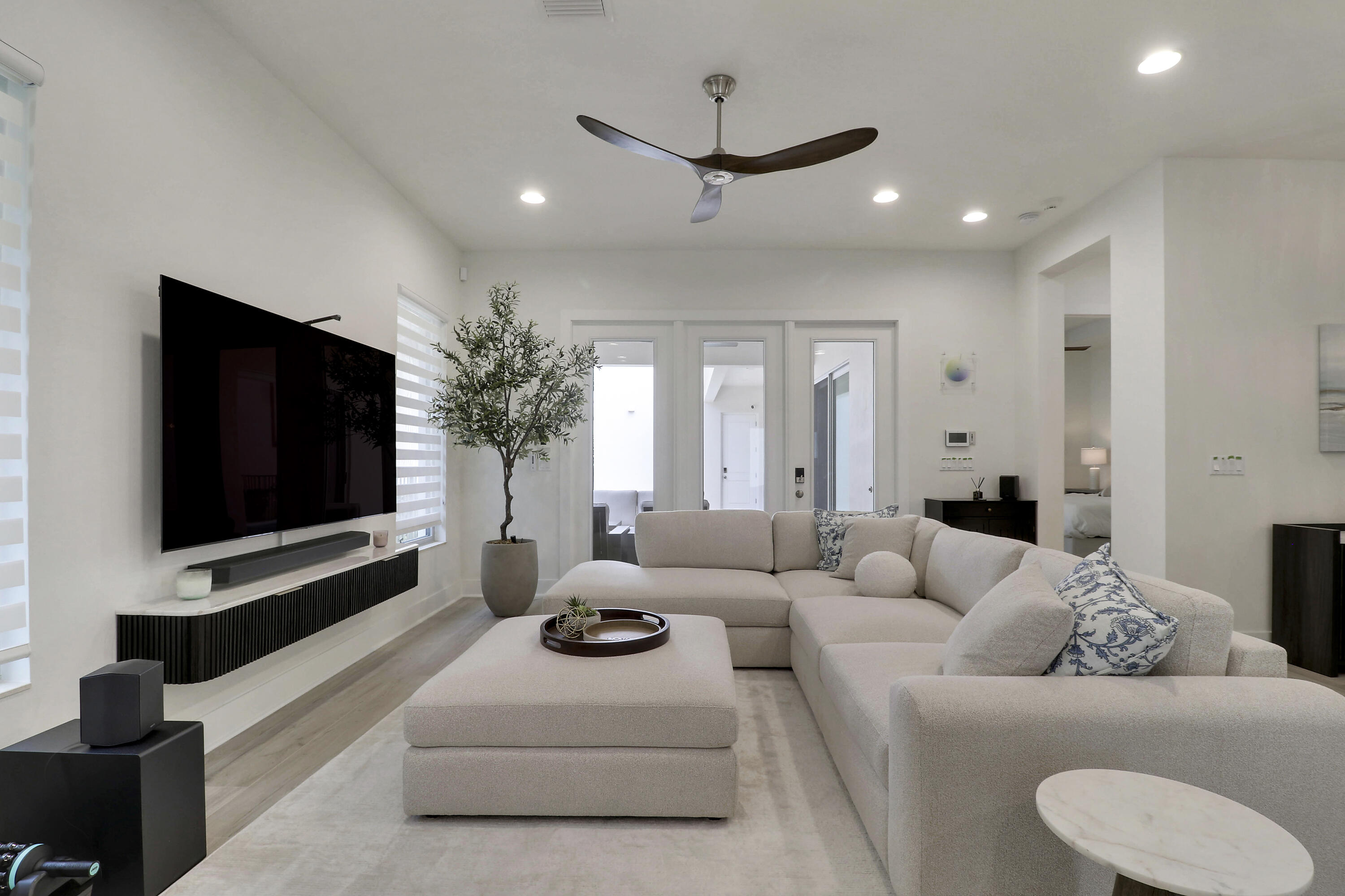 5029 GRANDIFLORA Road