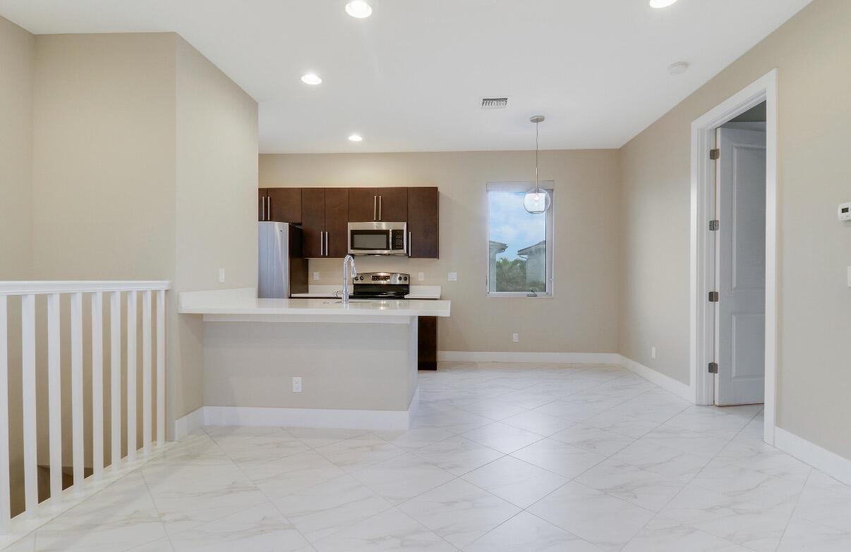 5029 GRANDIFLORA Road