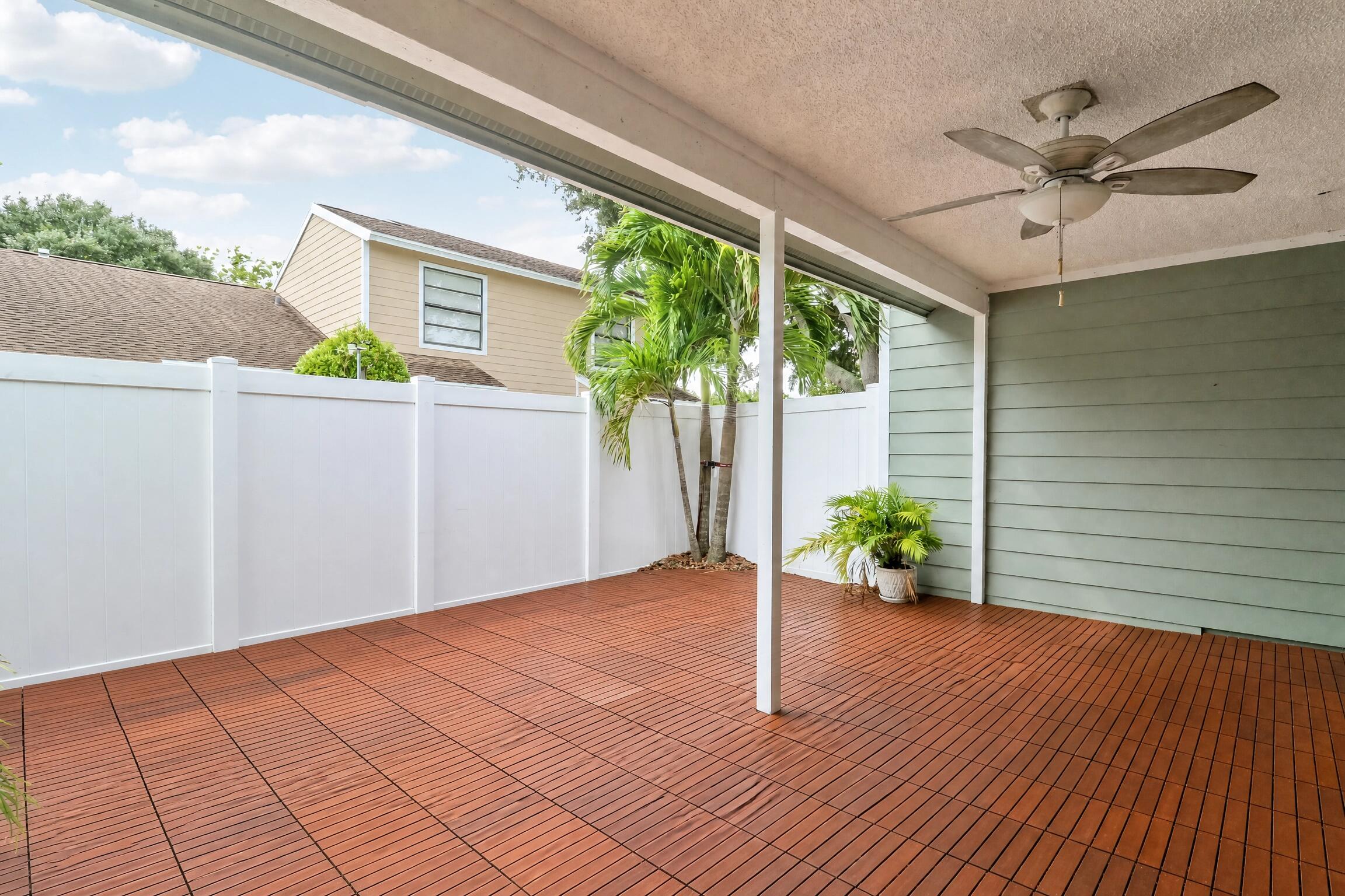 202 LAKEWOOD Drive 11B
